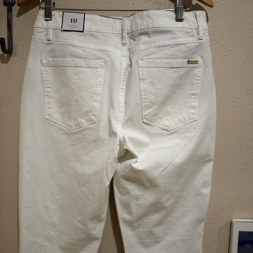 NWT White House Black Market The Sculpt High-Rise BootJeans 10 - Picture 9 of 10